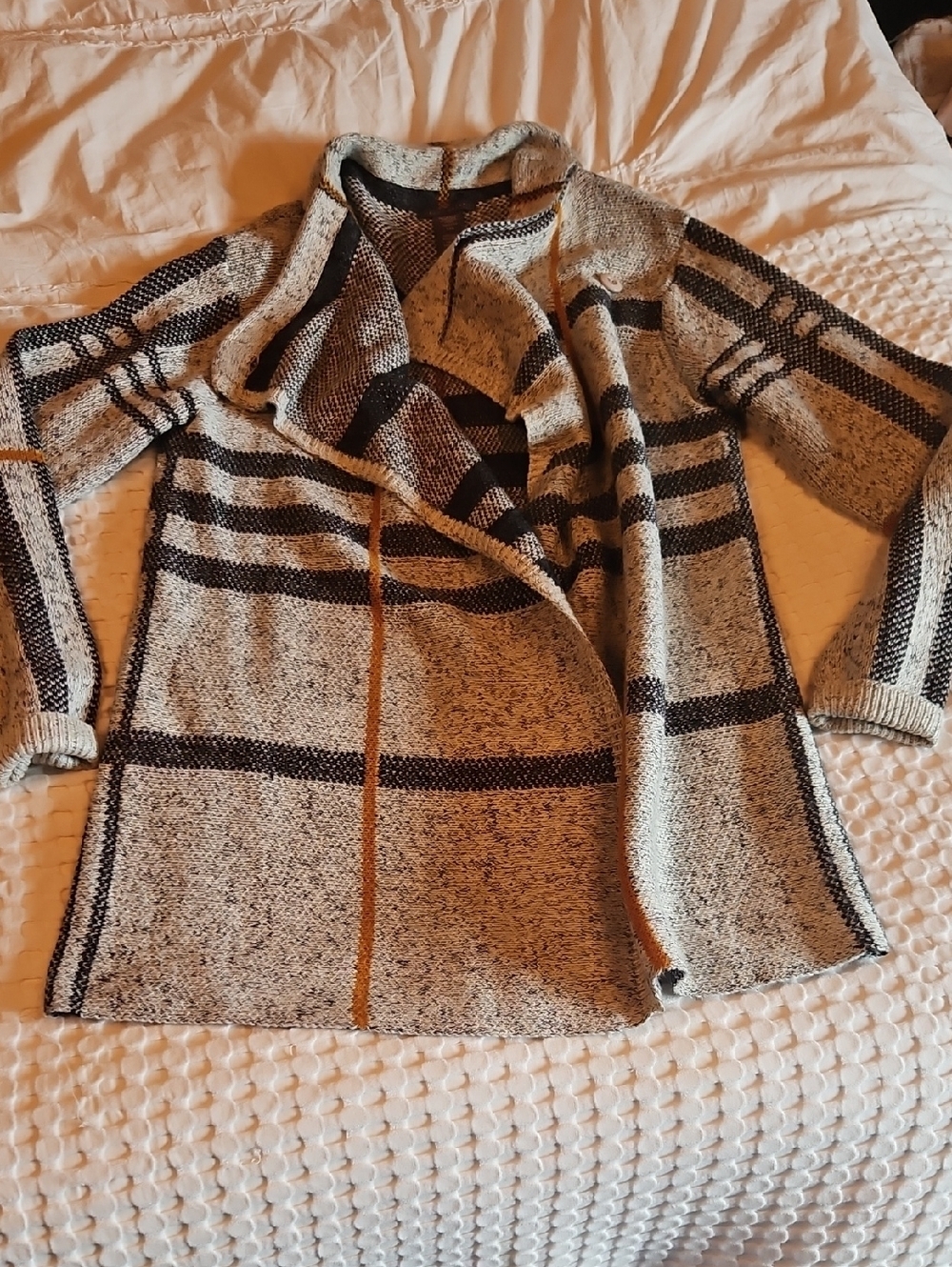 Suzy Shier Grey Toned Plaid Open-Front Cardigan
